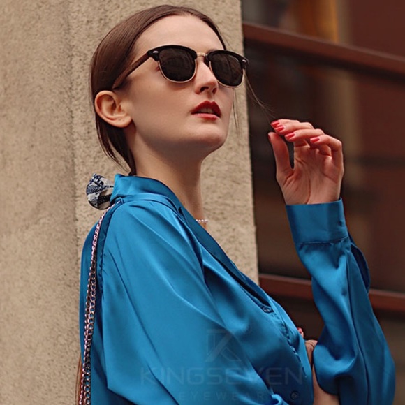 KINGSEVEN Walnut Wood Sunglasses with Black Polarized Lenses - Picture 3 of 16